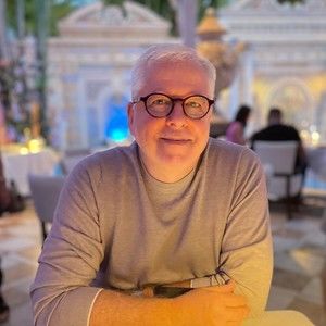 Meet your Posher, Michel